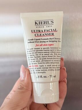 Kiehl's White Ultra Facial Cleanser Travel Tube